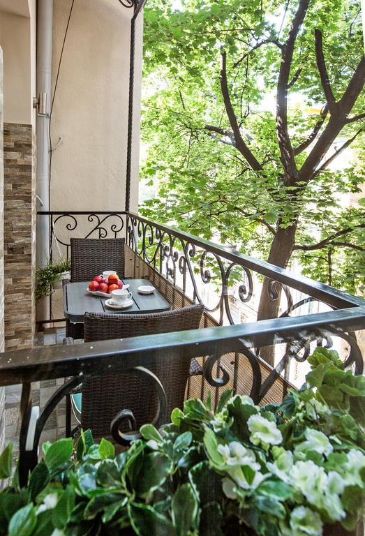 Jane Stone Apartments Odessa Eksteriør billede